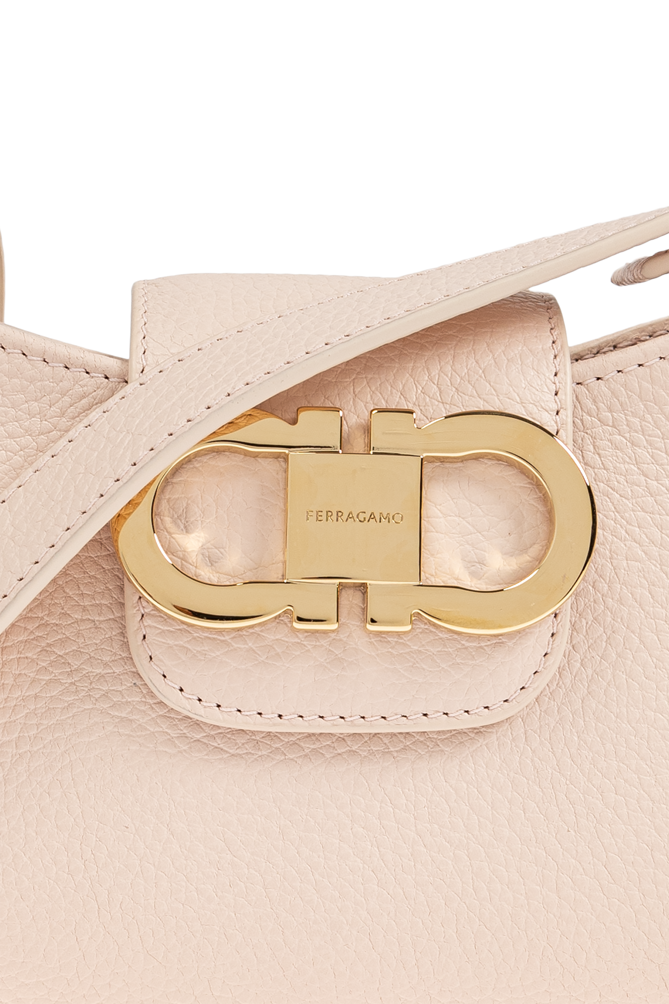 ショルダーバッグ・ポシェット FERRAGAMO FW25 'Gabry' shoulder bag (786622 BALLET) FERRAGAMO Shoulder bag
